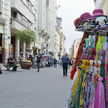 Anna Budapešť
