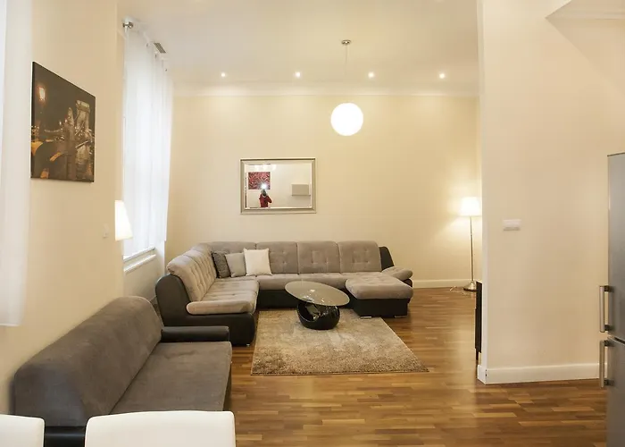 Anna Apartment *
